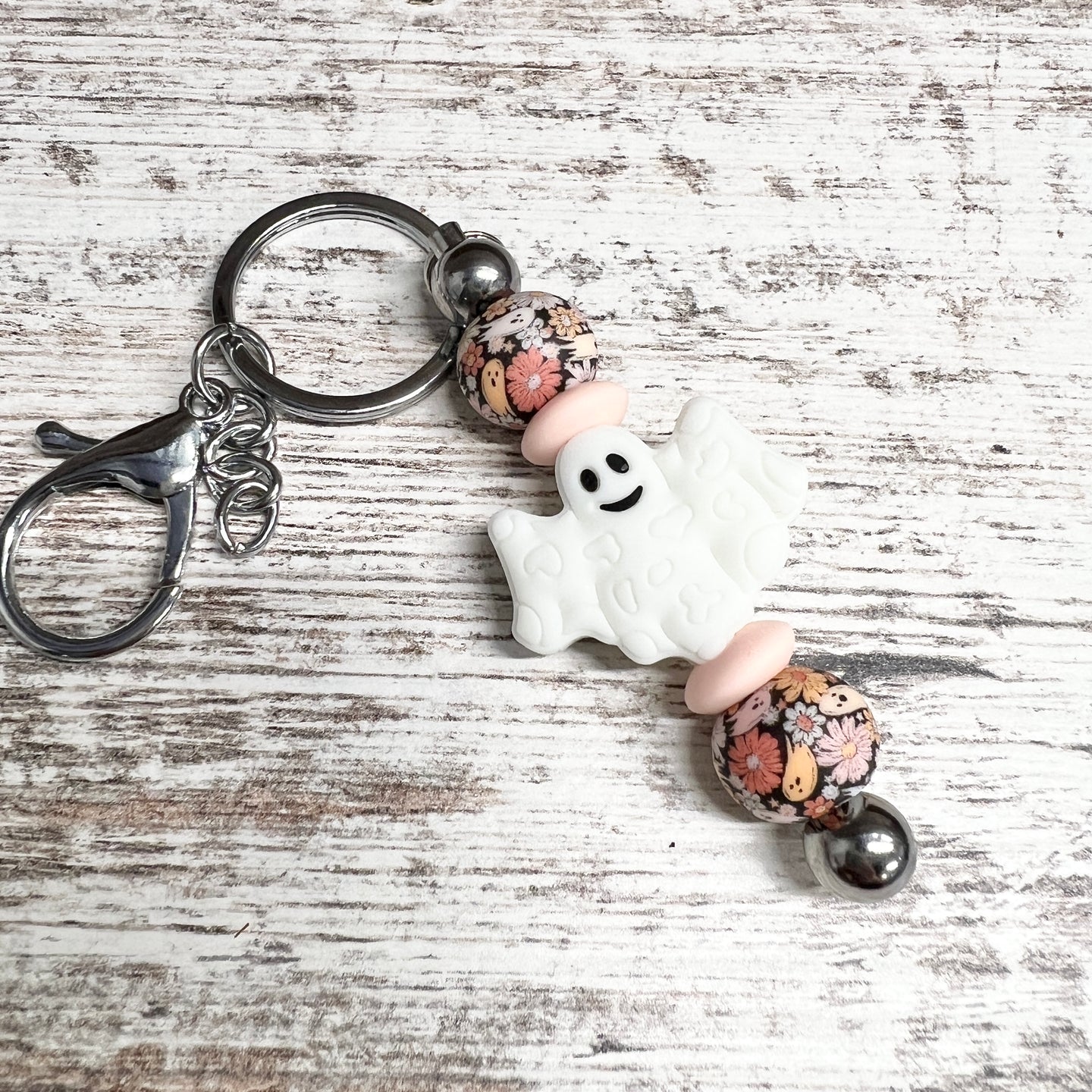 Glow In The Dark Ghost Garden Silver Keychain Bar